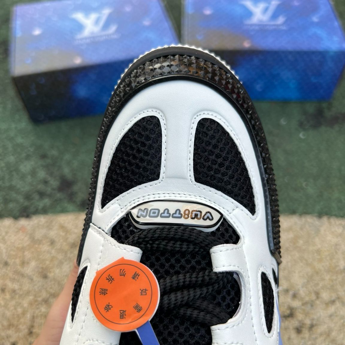 Louis Vuitton Skate Negro y Azul