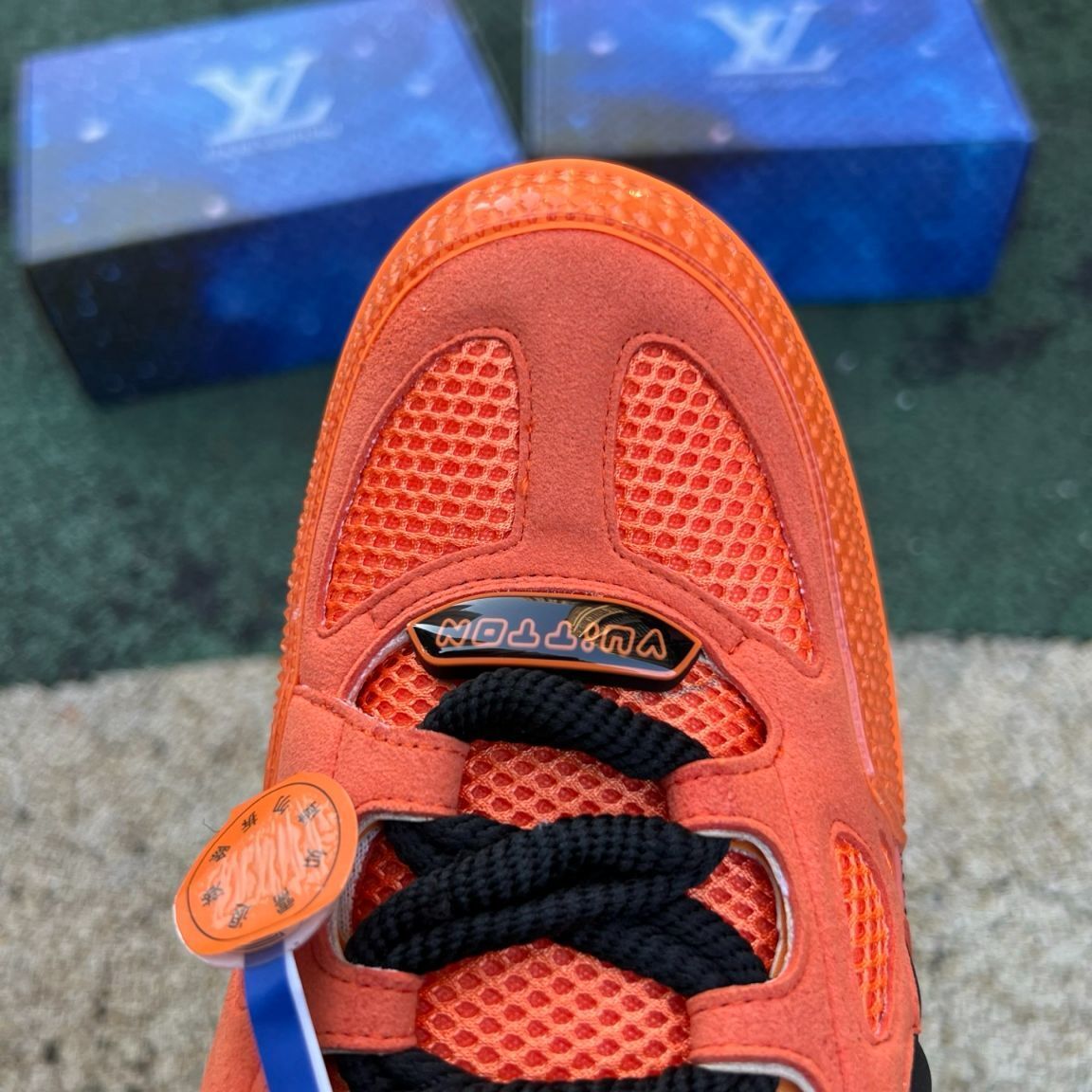 Louis Vuitton Skate Naranja Diamante