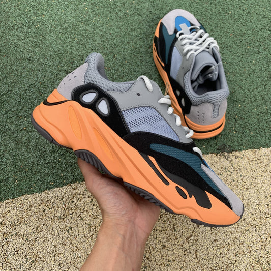 Adidas Yeezy 700 Boost Naranja