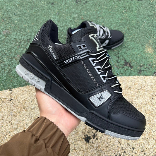 Louis Vuitton Trainer Negro