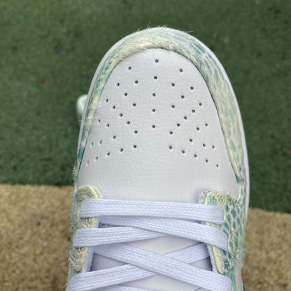 Nike Sb Dunk Year Of The Dragon