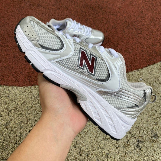 New Balance 530 Plateado y Vino