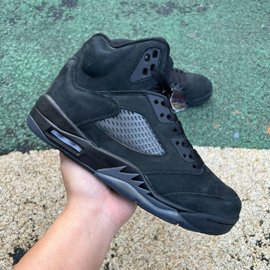 Jordan Retro 5 Black Cat