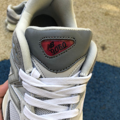 New Balance 9060 Gris Ratón