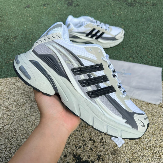 Adidas Jellyfish Negro y Blanco