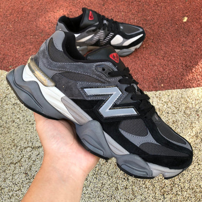 New Balance 9060 Negro y Gris
