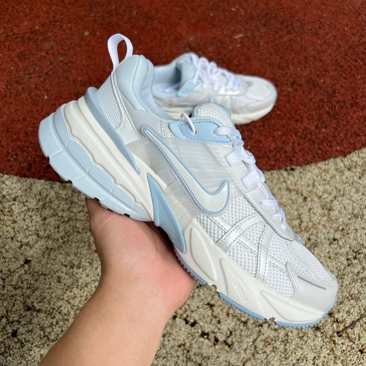 Nike V2K Run Azul Cielo