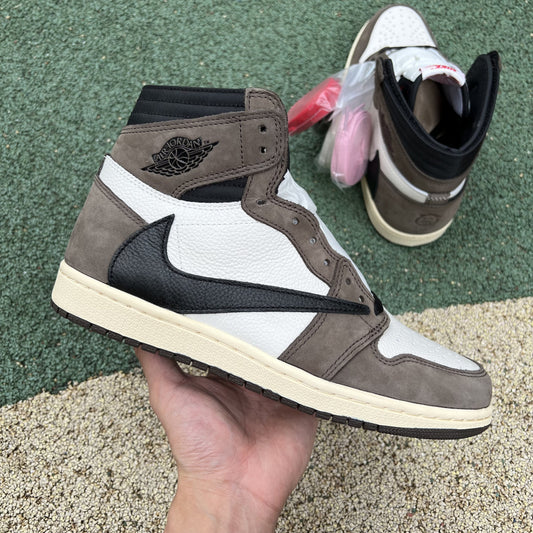 Jordan Retro 1 High Travis Scott Brown