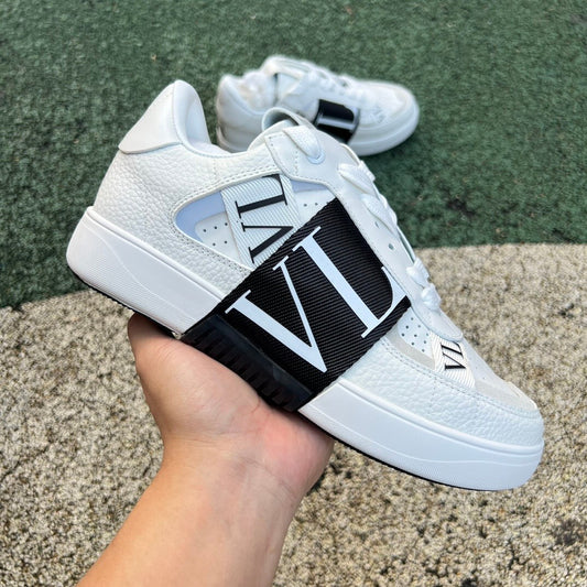 Valentino Garavani VL7N Blanco y Negro