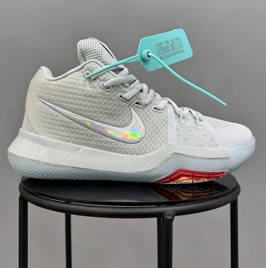 Nike Kyrie 3 Gris