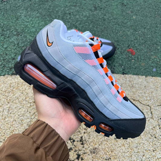 Air Max 95 Gris y Naranja
