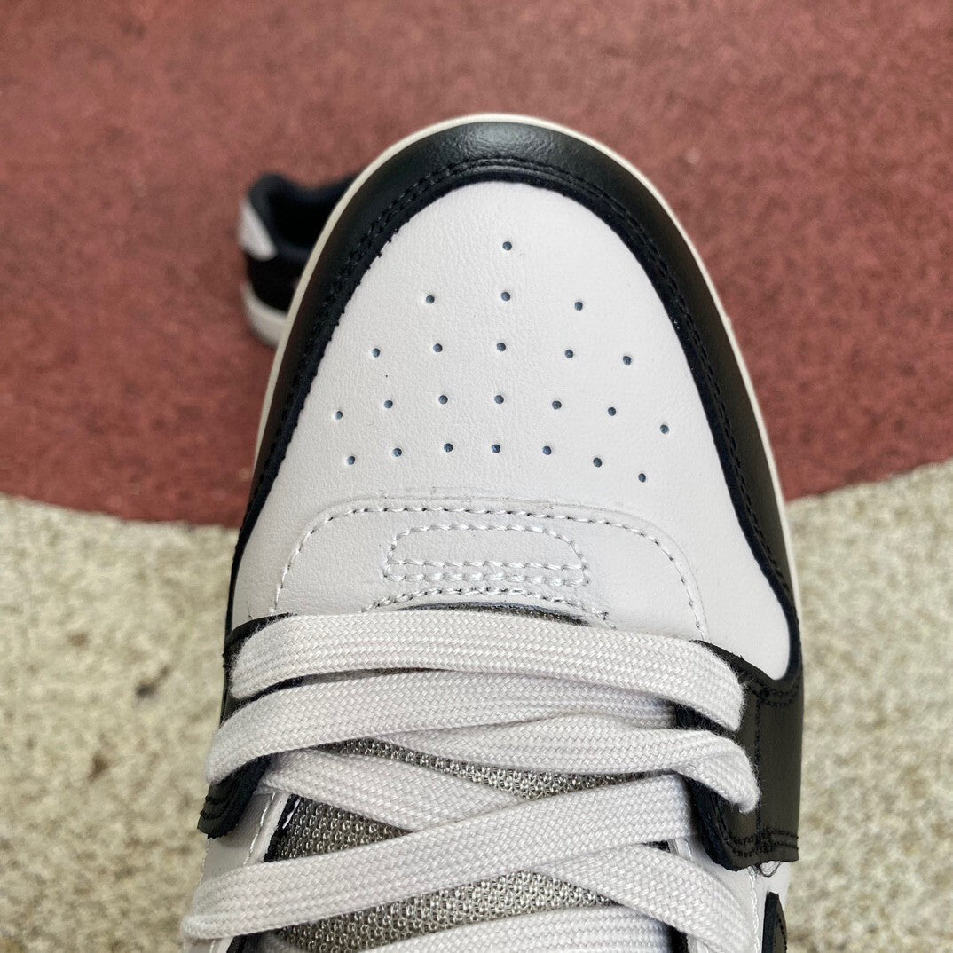 Off White Low Tops Negro y Blanco