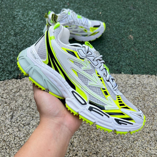 Off White Be Right Back Neón