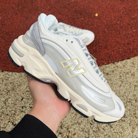 New Balance 1000 Gris