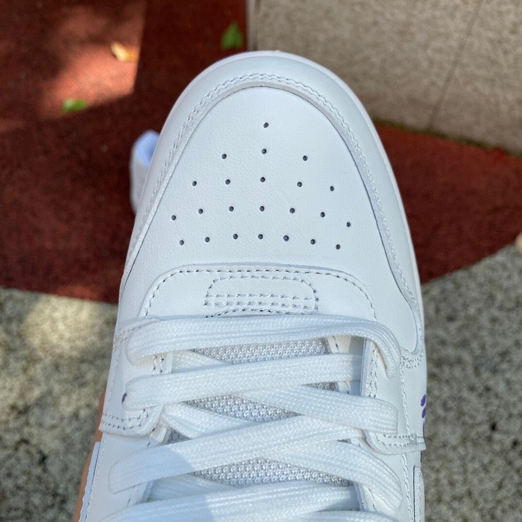 Off White Low Tops Blanco y Morado