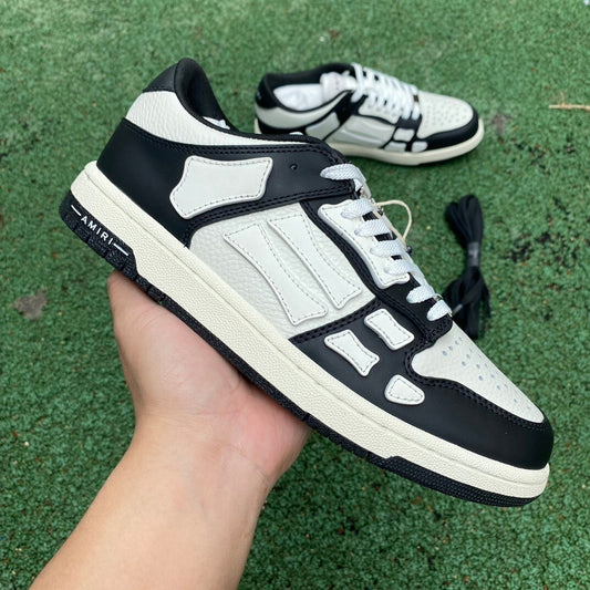 Amiri Skel Negro y Blanco