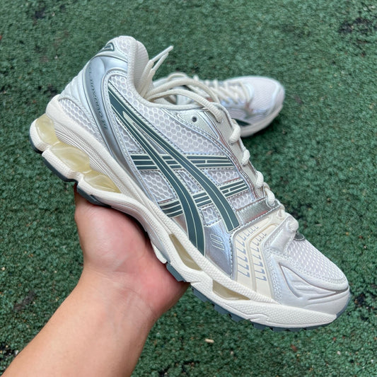 Asics Gel Kayano Plateado y Verde