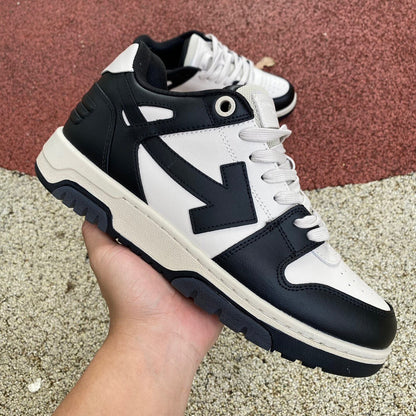 Off White Low Tops Negro y Blanco